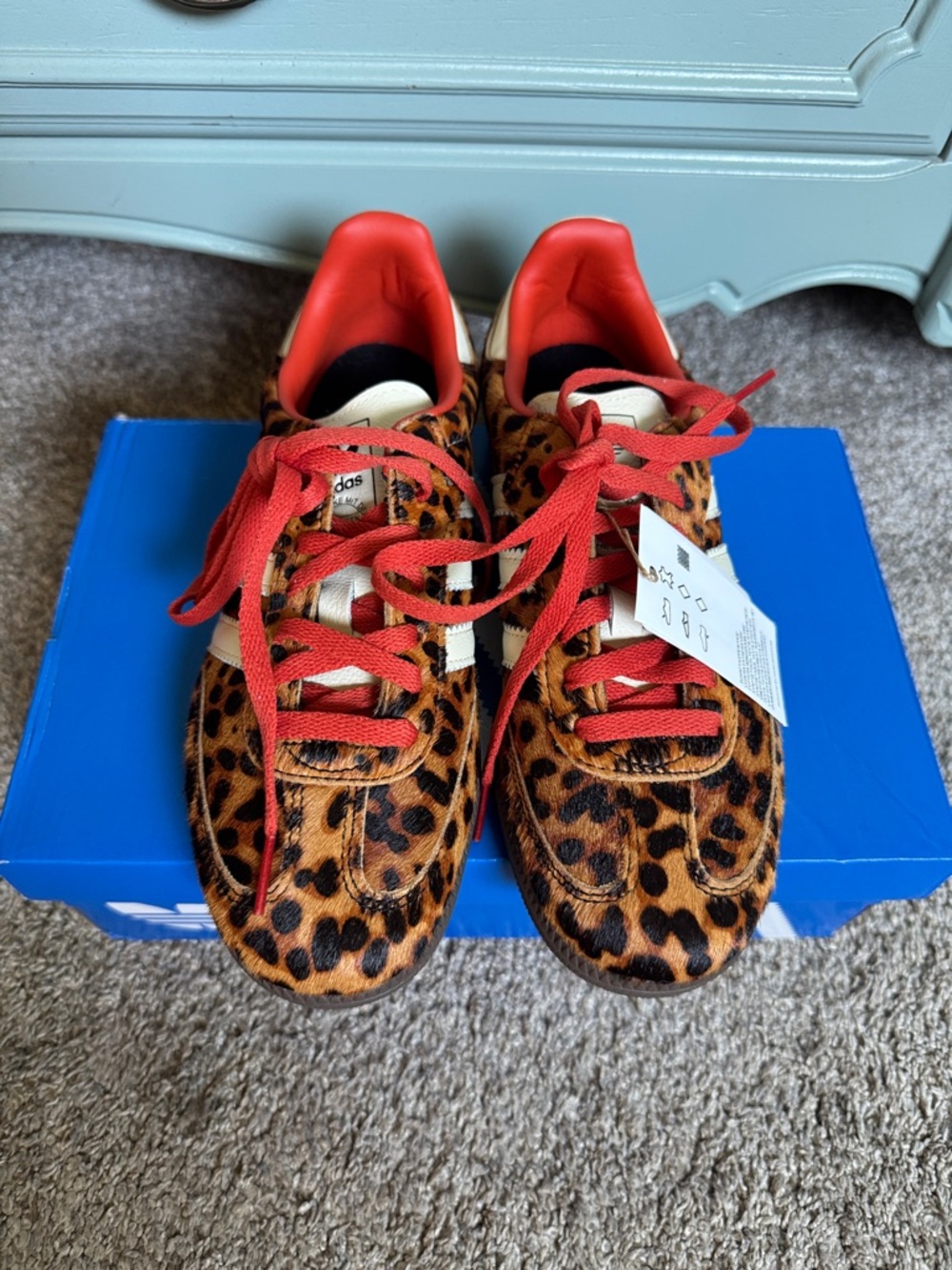 NWT adidas Kids Leopard Print Samba Sneakers with White Stripes and Red Laces - Picture 2 of 3